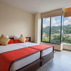 4* Hotel Oak Ray